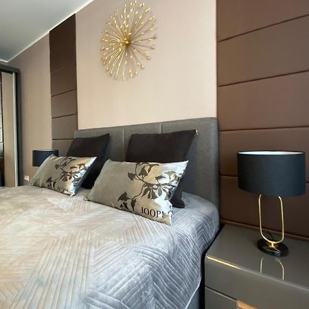Luxus Apartment With Balcony Dortmund Kültér fotó